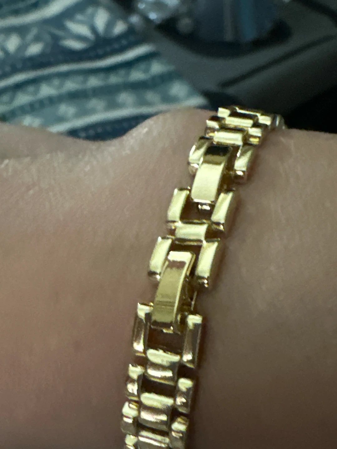 14kGold-Tone laminated Greek Key Bracelet with Rhinestones - photo 2