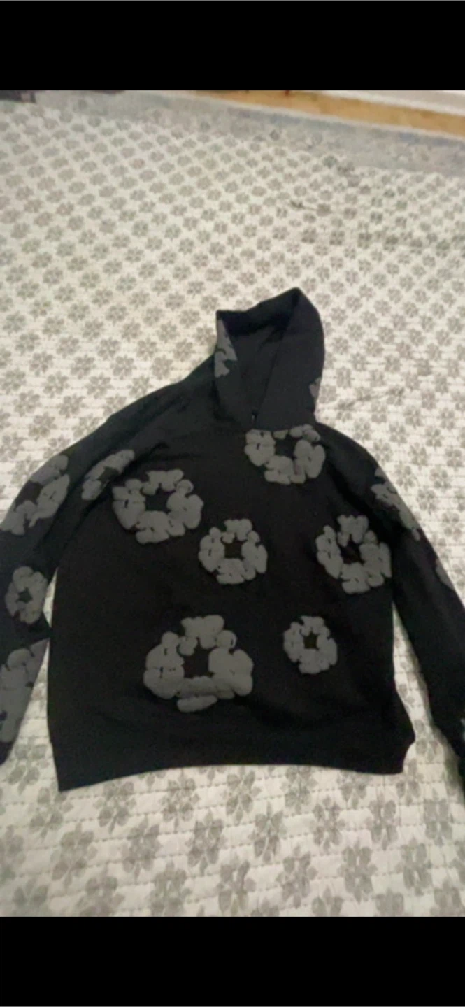Denim Tears Cotton Wreath Hoodie - Black - photo 2