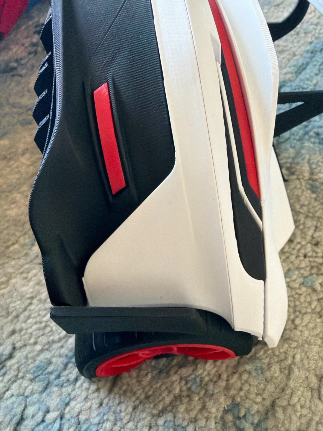3D Printed Porsche 911 GT3 RS Wall Mount - photo 3