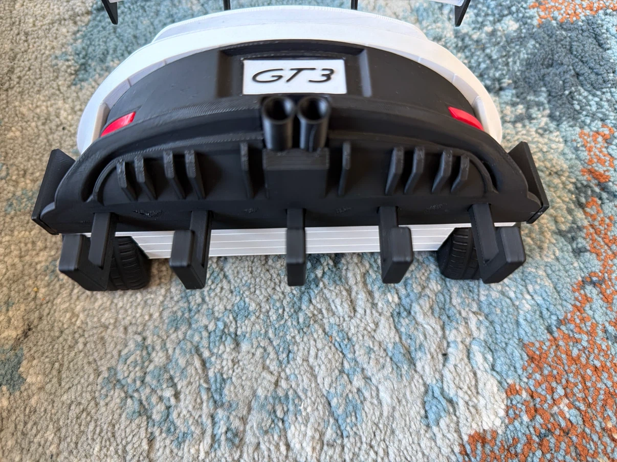 3D Printed Porsche 911 GT3 RS Wall Mount - photo 4