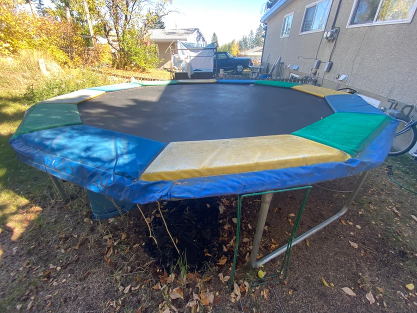 Trampoline