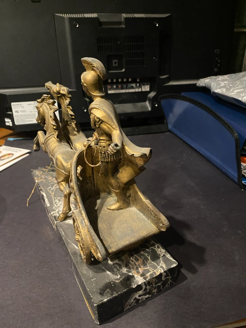 Roman Chariot Souvenir Statue - photo 2