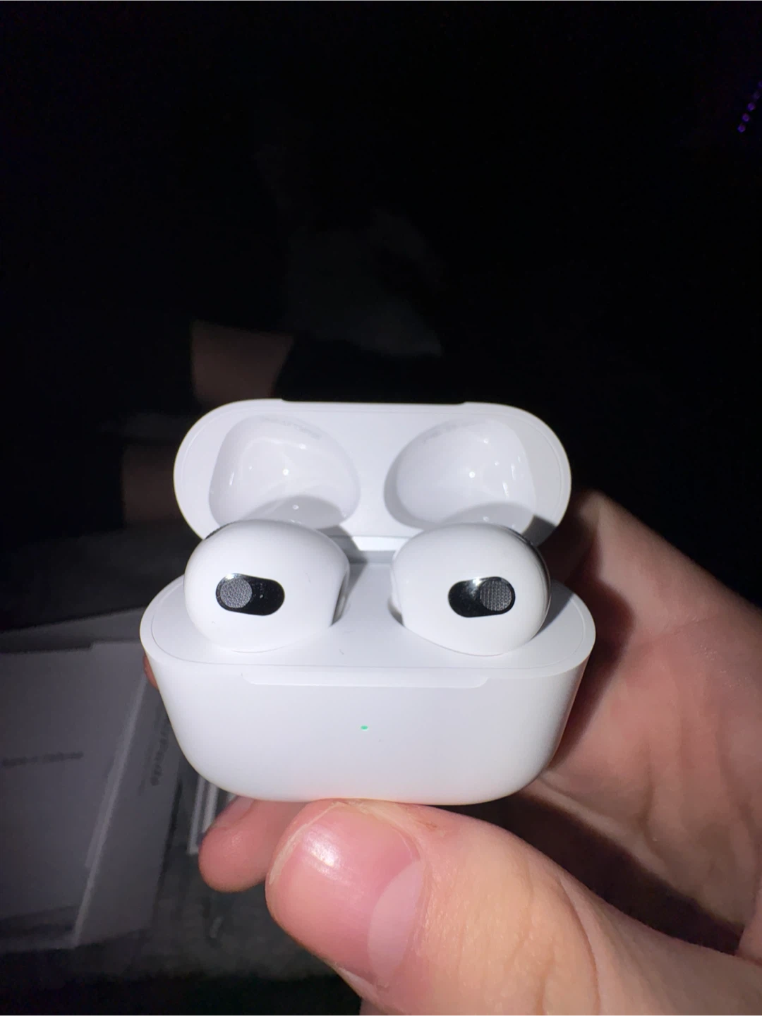 Apple AirPods (3rd generation) - photo 2
