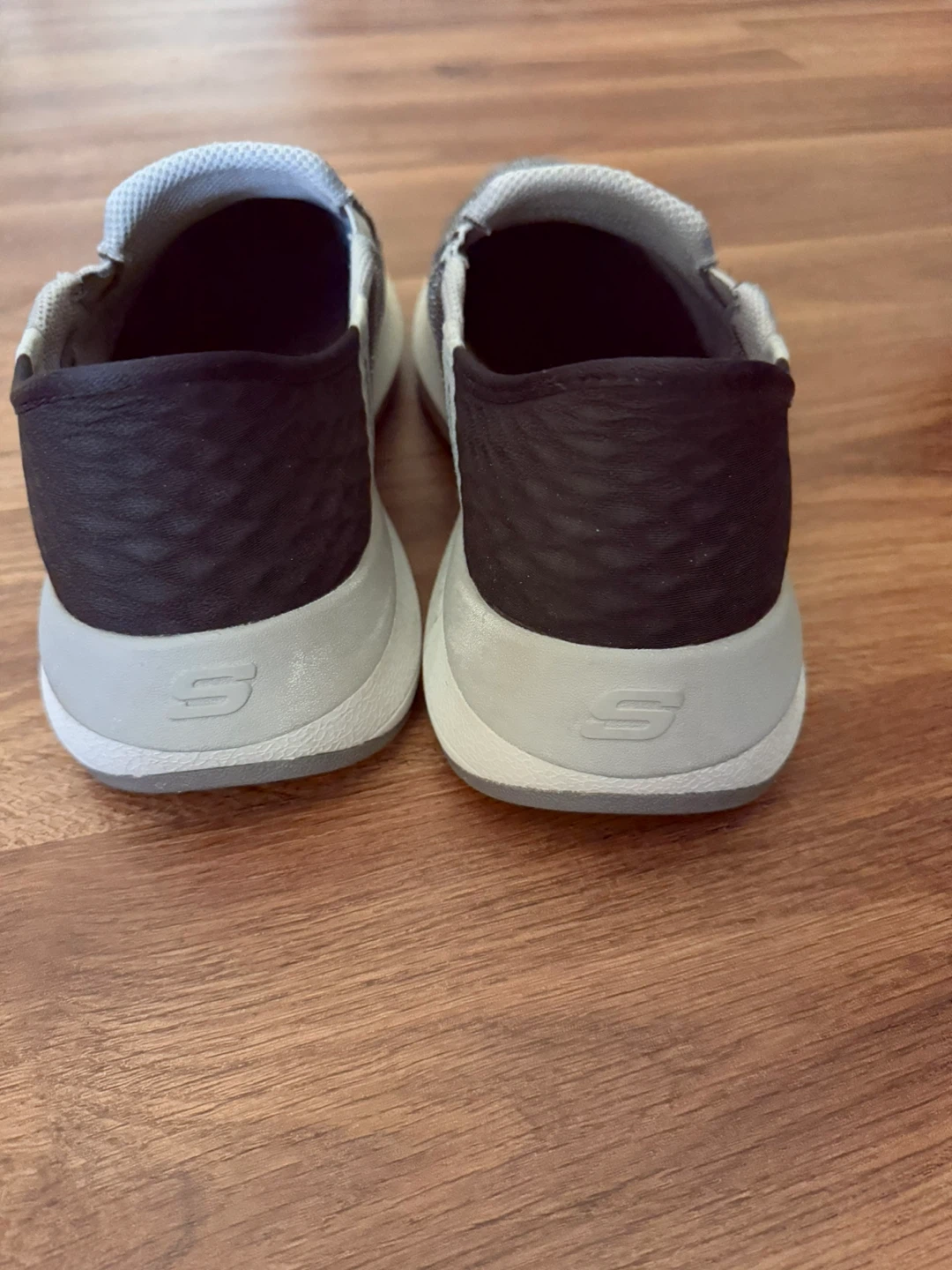 Skechers Hands Free Slip-ins Wide Fit Sneakers - photo 4