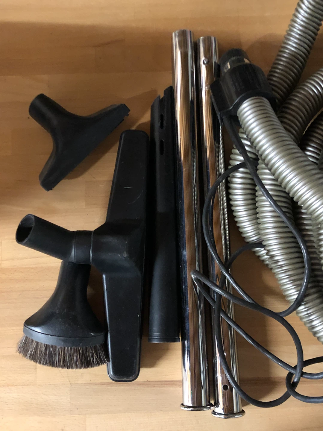Central Vacuum Accessory Hose and Tool Set - photo 2