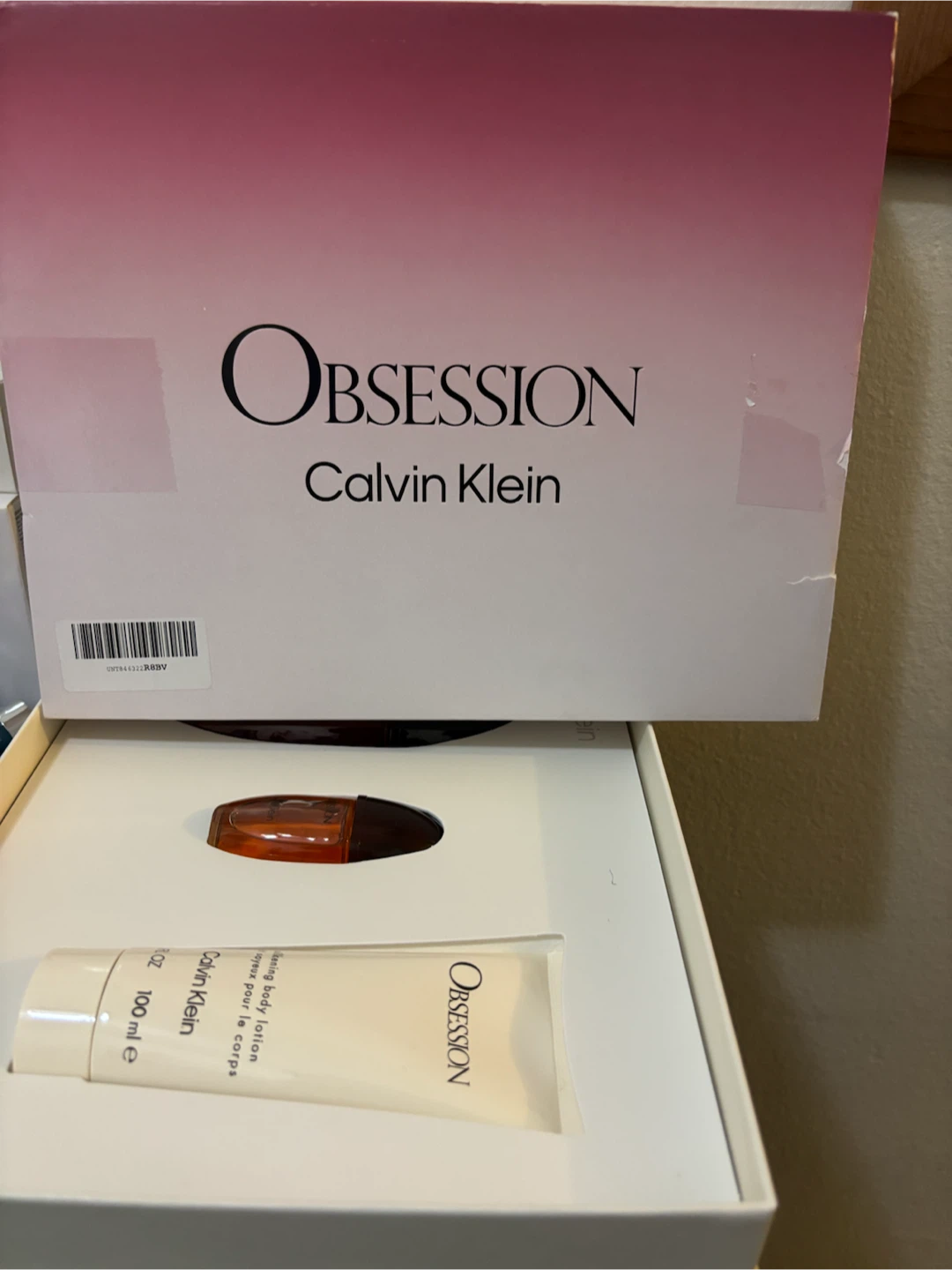 NEW-Calvin Klein Obsession Gift Set: On Amazon for $111.00 - photo 2