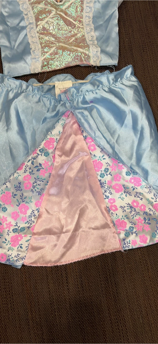 Creative Designs Fantasy Play Costume Size 4-6X - photo 3