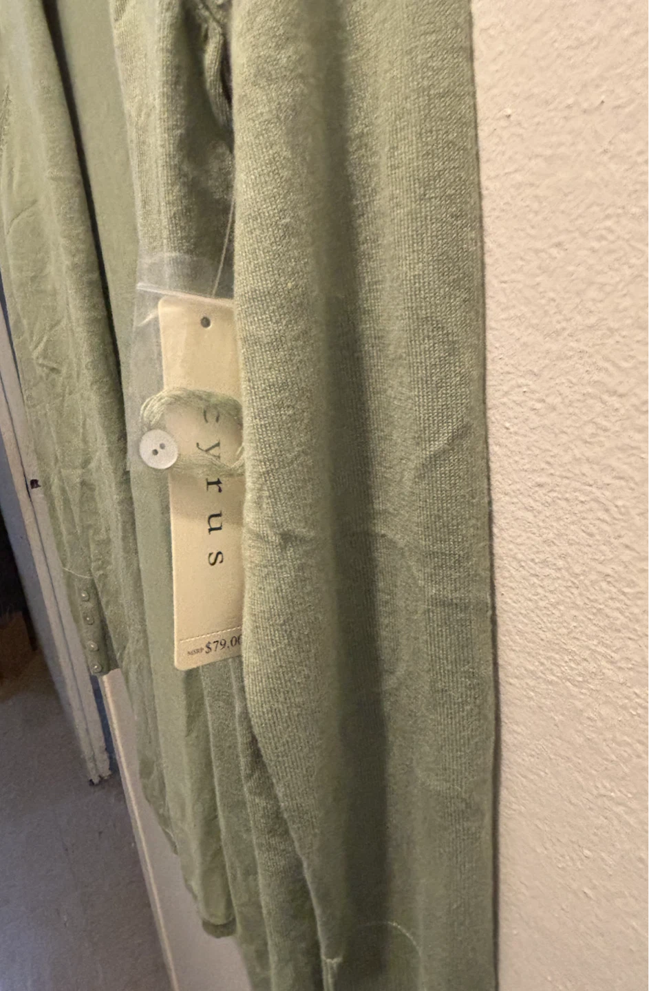 NEW-Cyrus light green cardigan Size S-Retail $79 - photo 2