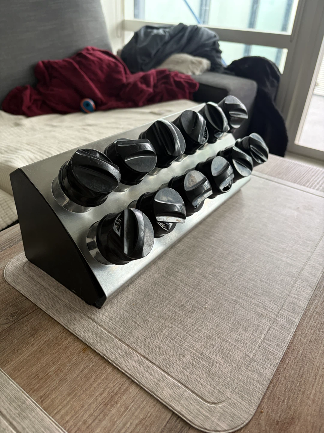 Spice Rack with 12 Jars