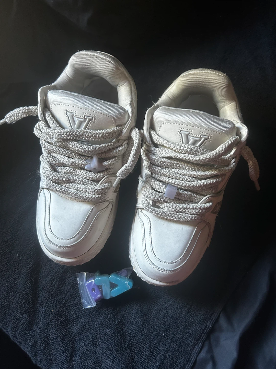 Chunky Louis Vuitton Skate Sneakers White - Size 10 - photo 2