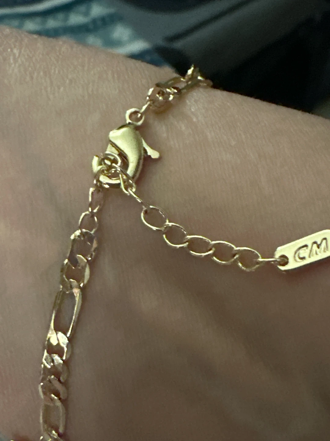 14k Gold-Tone laminated Butterfly Charm Bracelet - photo 2