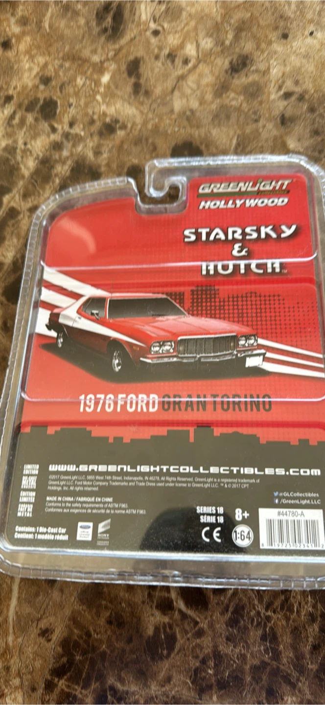 GreenLight Hollywood 1976 Ford Gran Torino