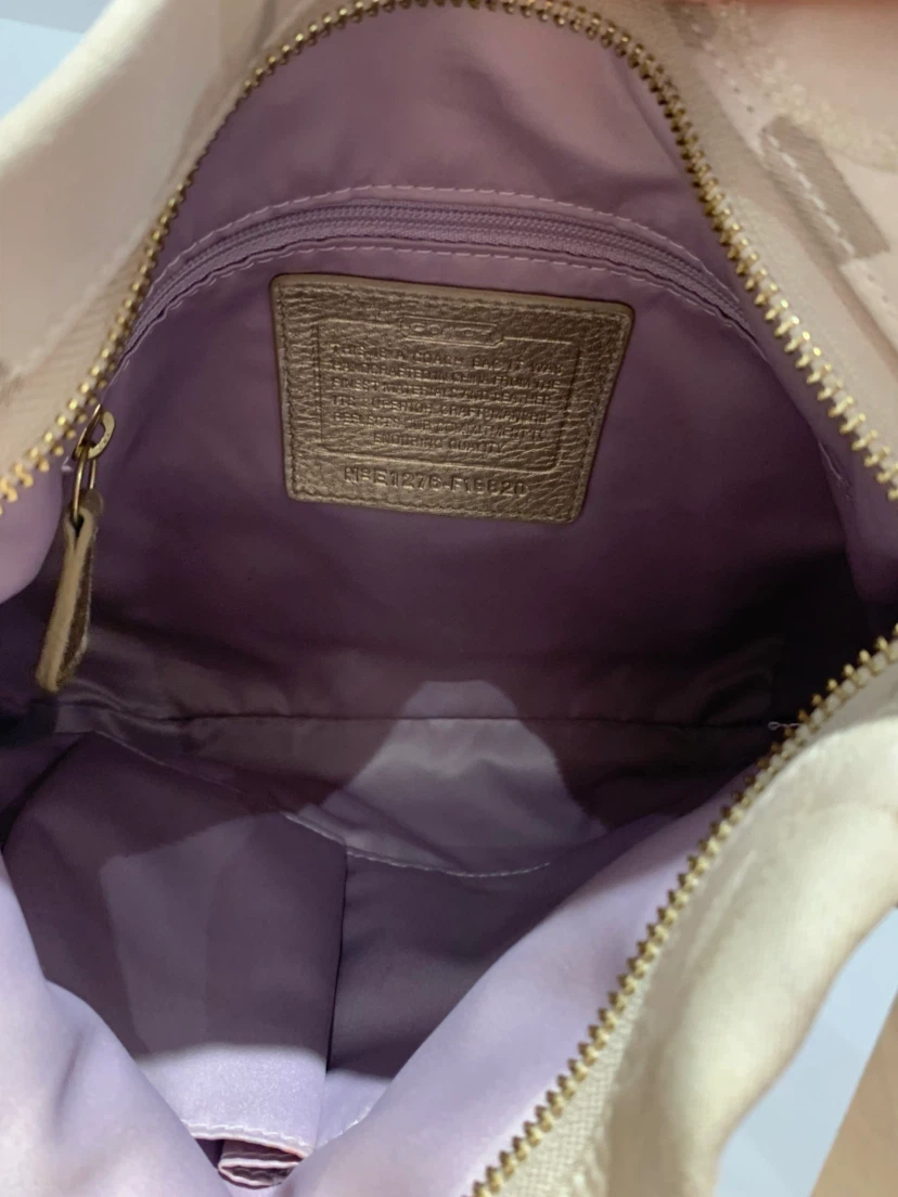 💜🩷 Coach Optic Gold Signature Duffle Bag 💜🩷 - photo 2