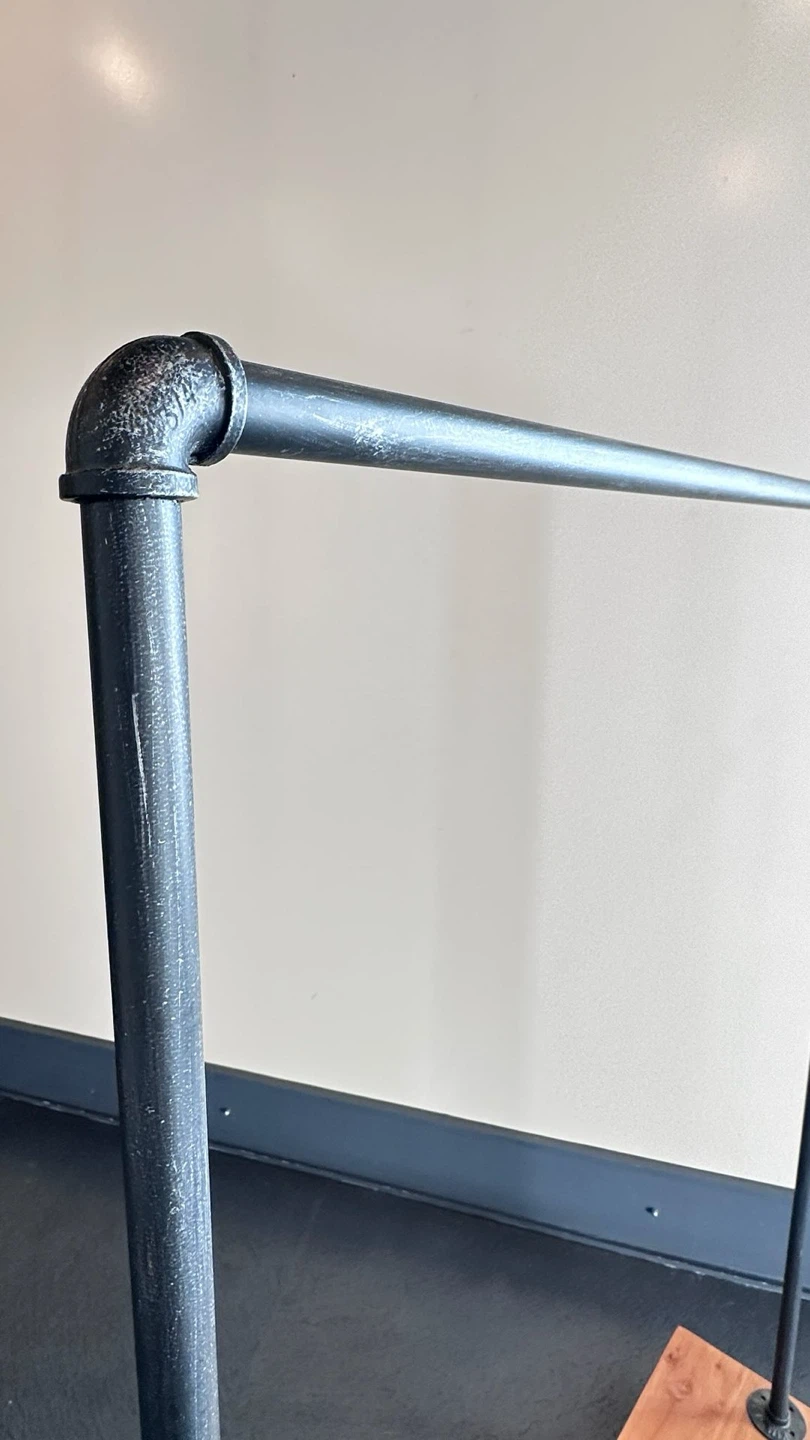 Industrial Pipe Clothing Rack - photo 2