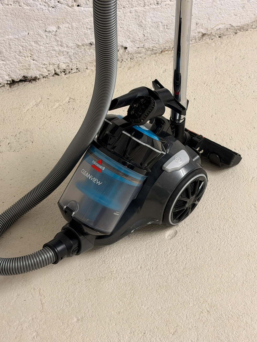 Bissell CleanView Canister Vacuum - photo 3