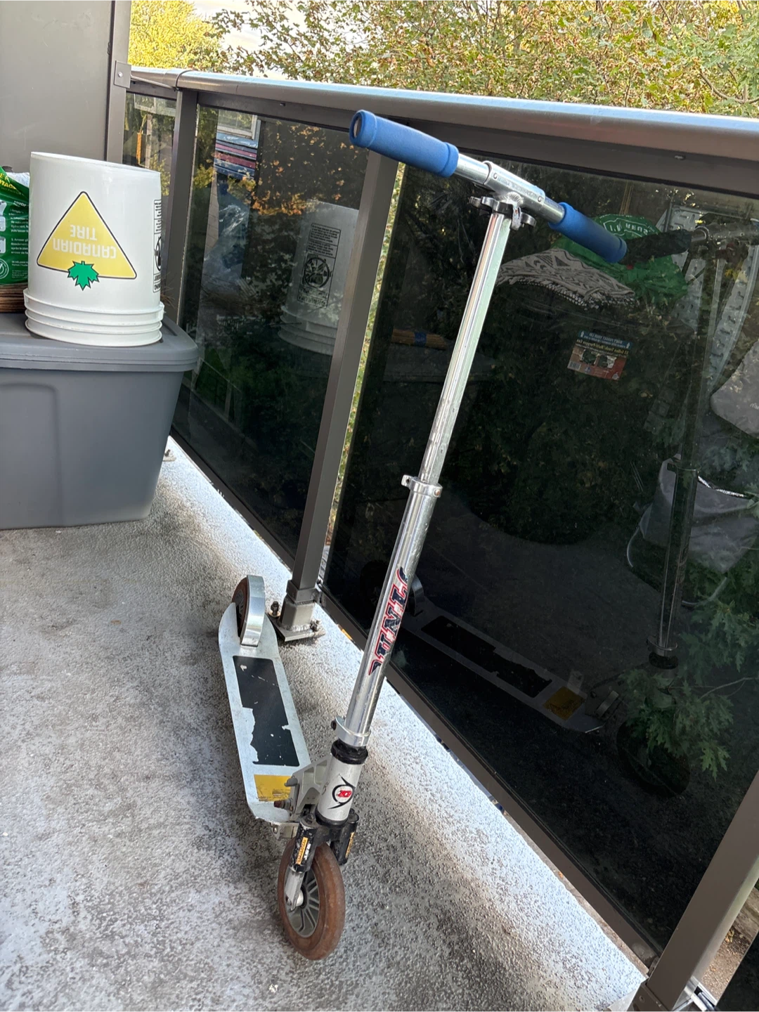 Y Glider Scooter