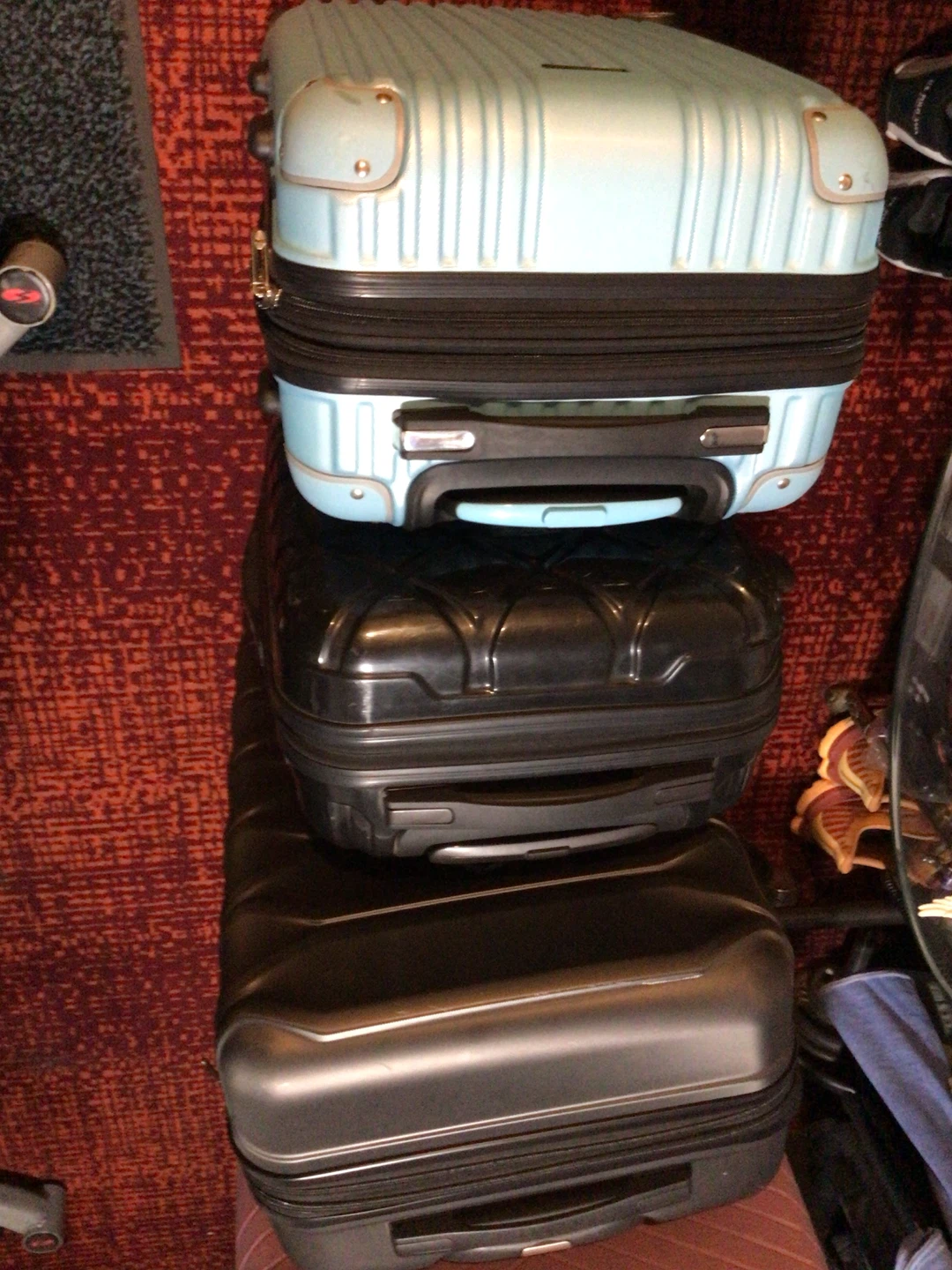 Luggage - photo 3