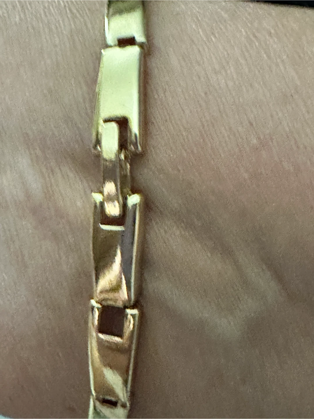 14k Gold Tone laminated Bracelet with Rhinestone Accents - photo 3