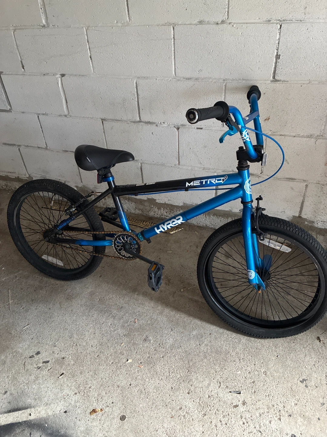 Hyper Metro 20-inch BMX Bike