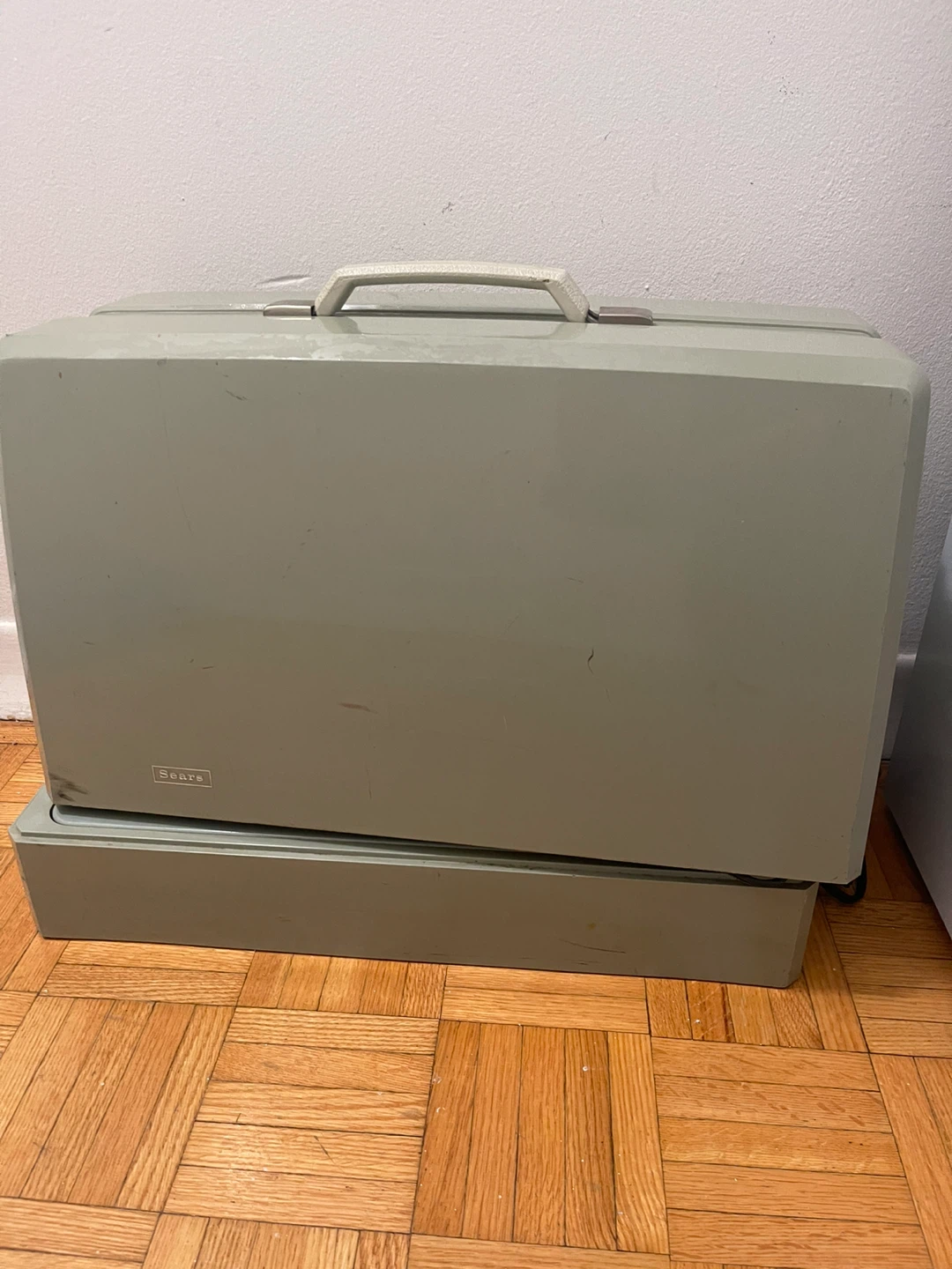 Vintage Sears Kenmore Sewing Machine - photo 2
