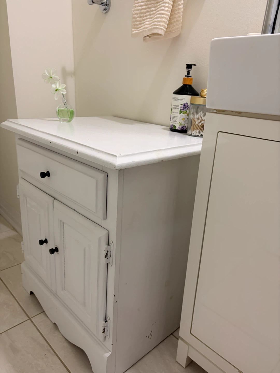 Cabinet/ Drawer unit/ Bedside table