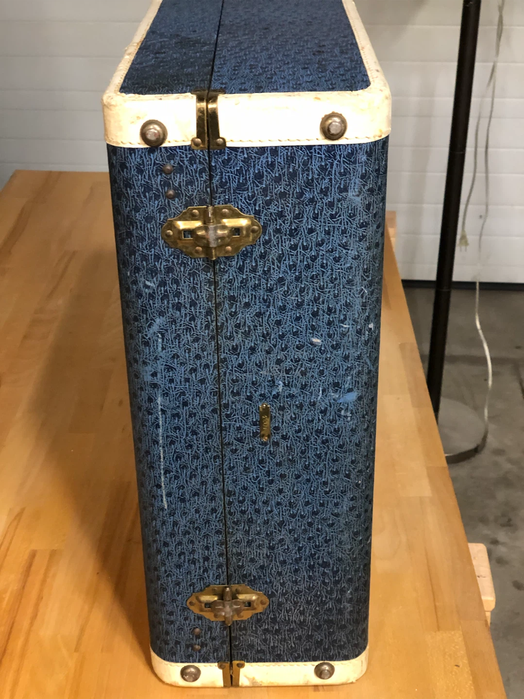 Vintage Suitcase made in Toronto - photo 4