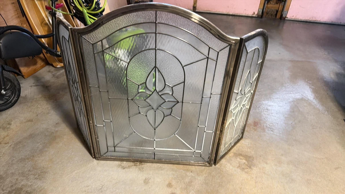Three-Panel Stained Glass Fireplace Screen - photo 3