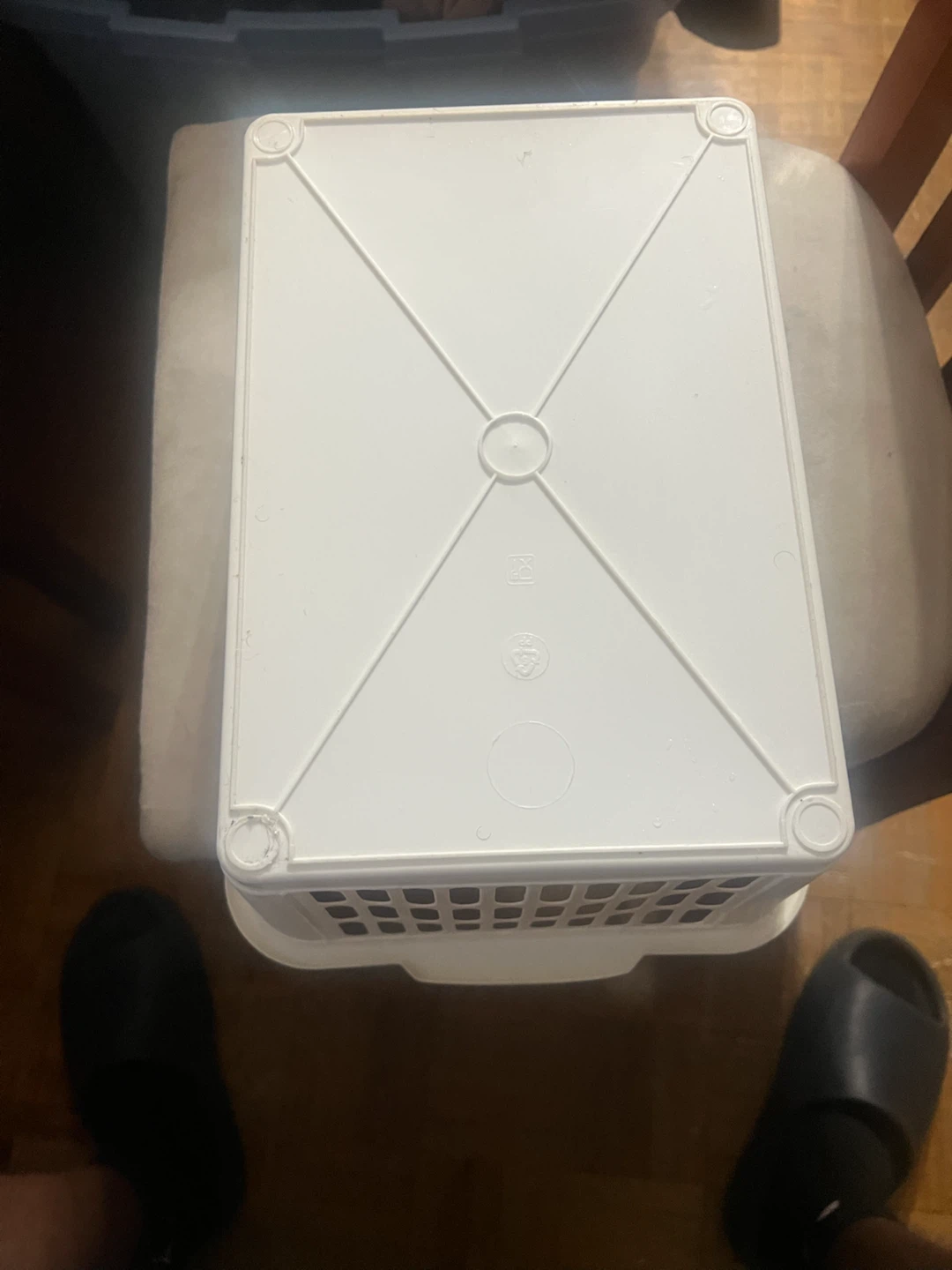 White Plastic Storage Basket - photo 4