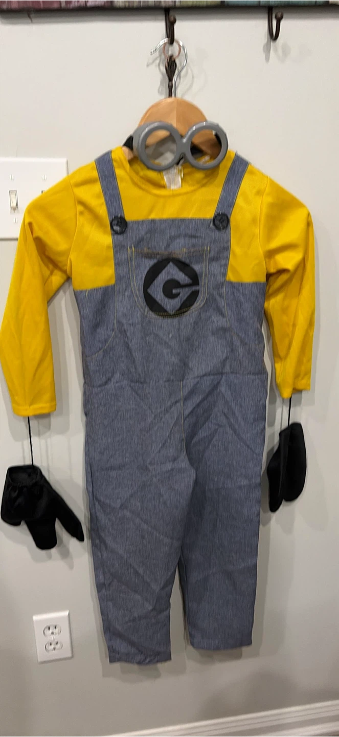 Minion Costume with Goggles and Gloves