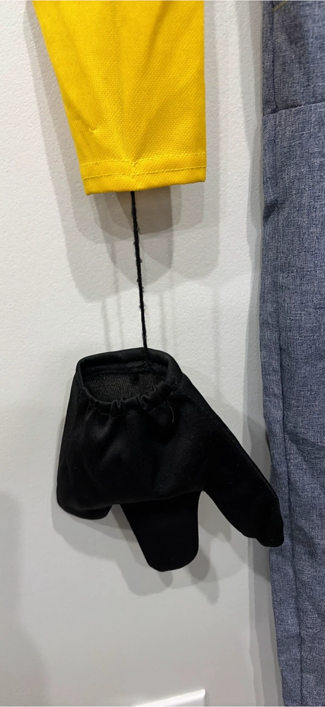 Minion Costume with Goggles and Gloves - photo 3
