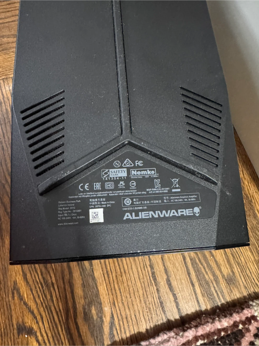 The Alienware eGPU Graphics Amplifier Z01G - photo 2