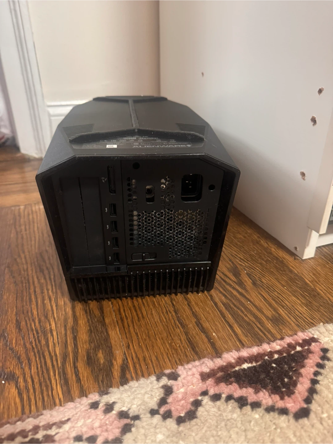 The Alienware eGPU Graphics Amplifier Z01G - photo 5