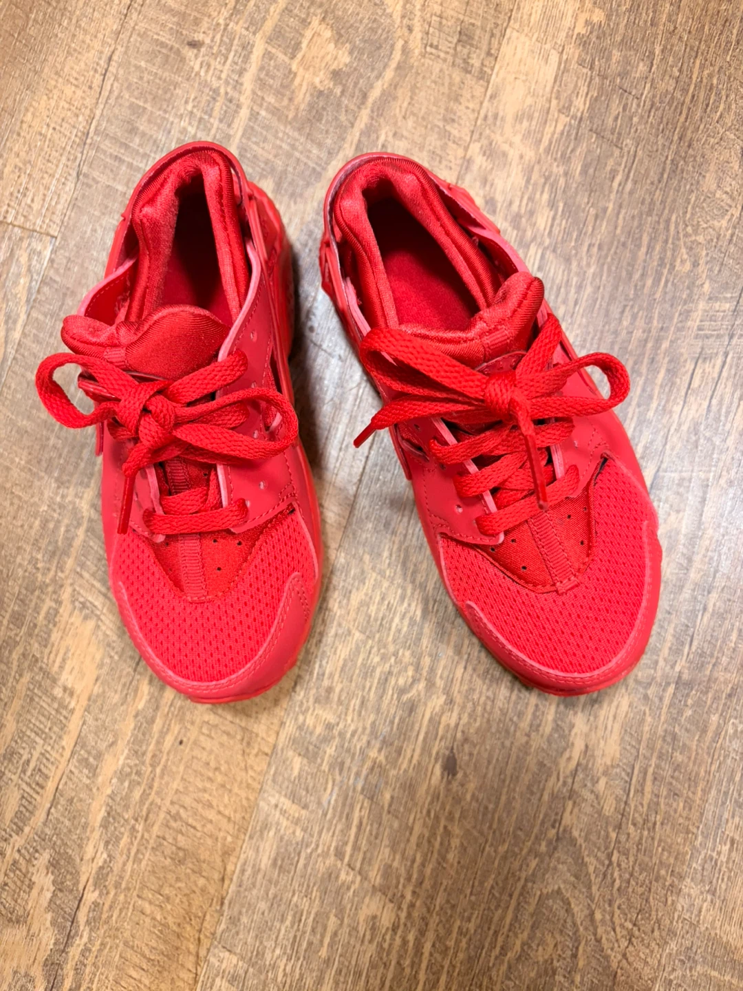Kids Red Nike Huarache Shoes Size 11C