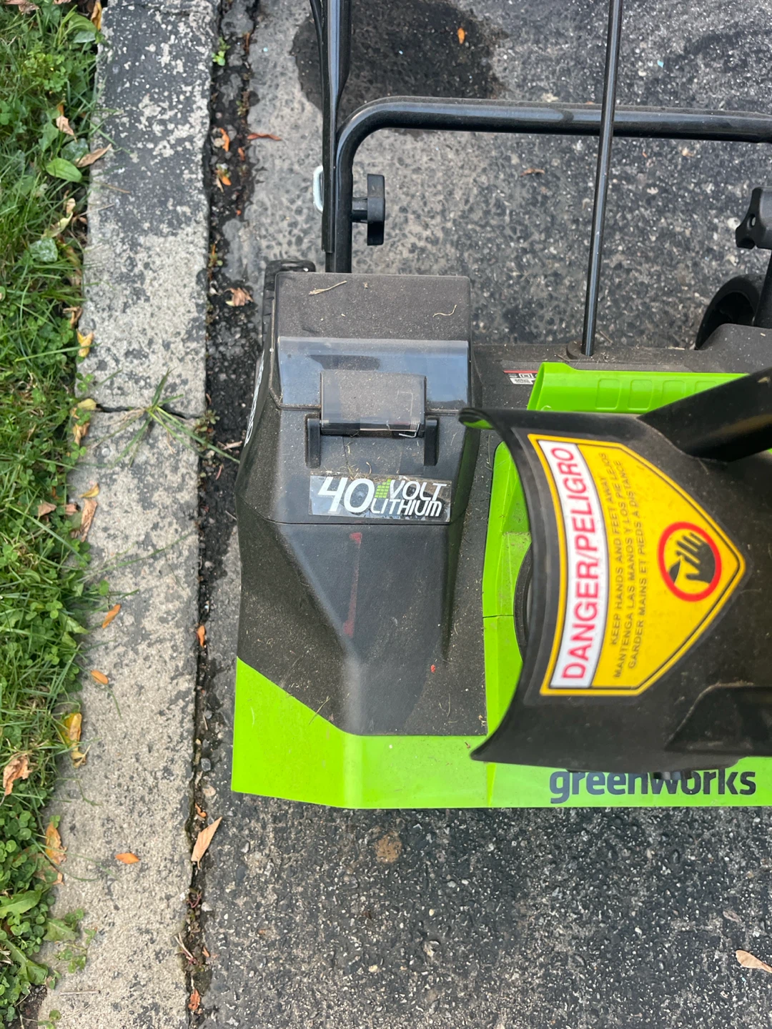 Greenworks 40V DigiPro Cordless Snow Thrower - photo 2