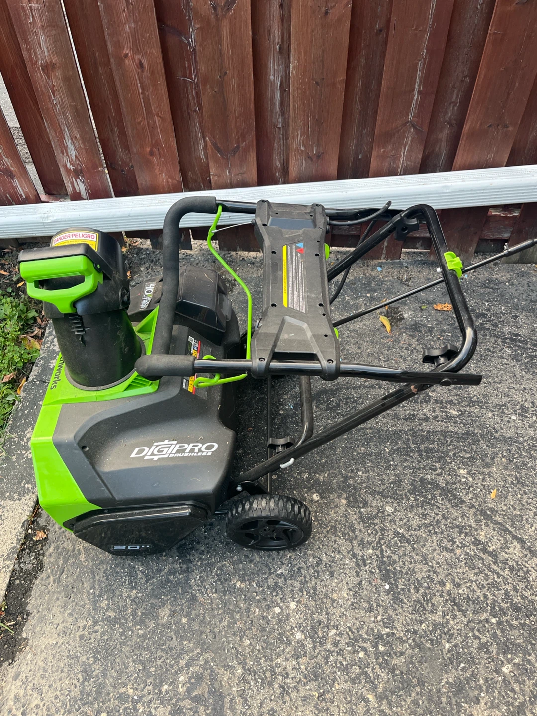 Greenworks 40V DigiPro Cordless Snow Thrower - photo 5