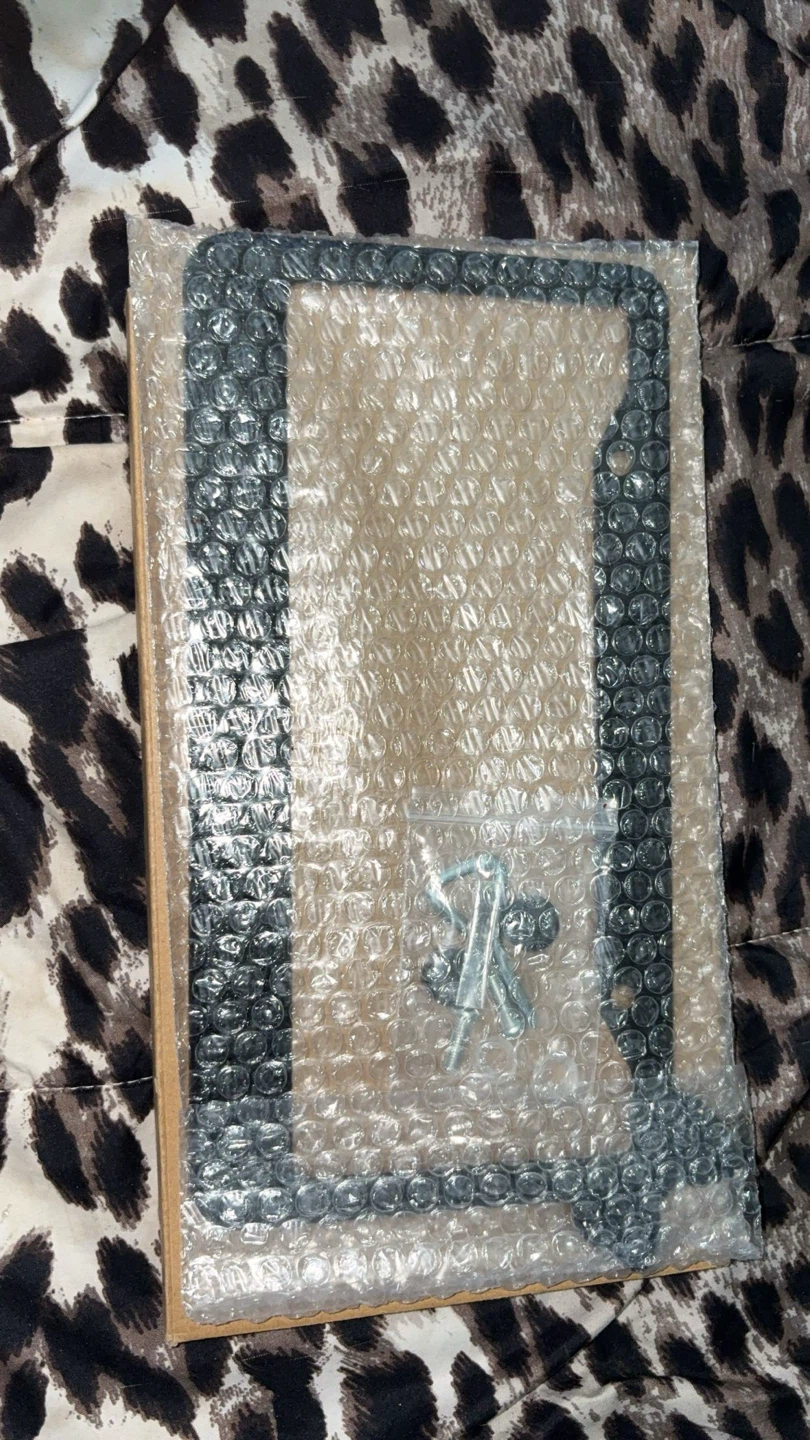Brand new bling bow license plate frame - photo 3