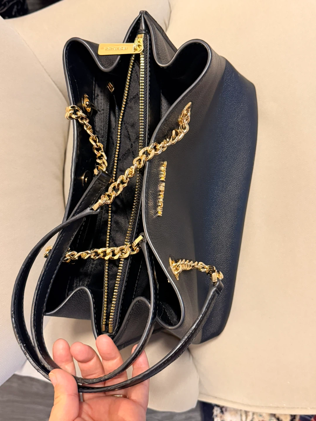 Michael Kors black Leather Handbag - photo 2