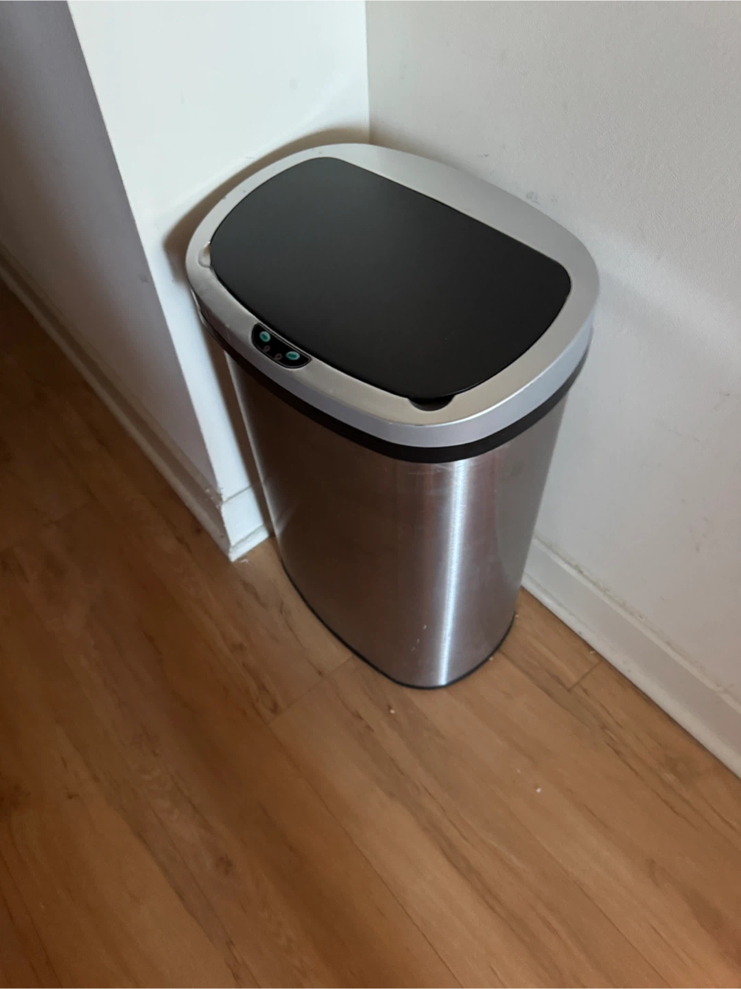 Automatic Sensor Trash Can