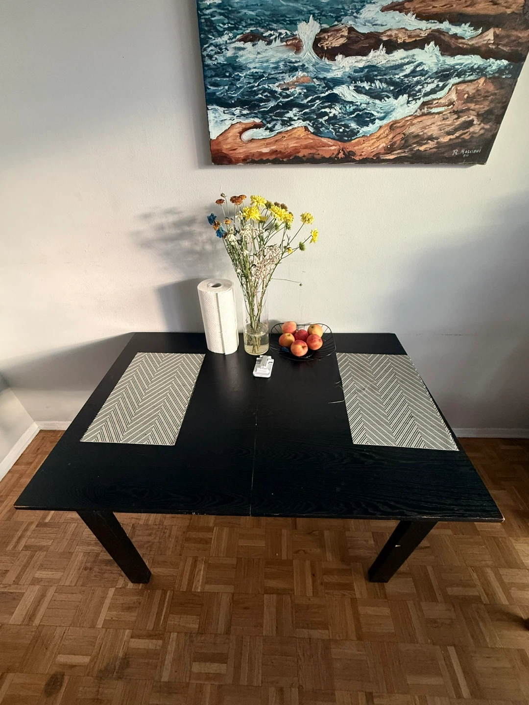 Expandable Dining Table with Four Chairs