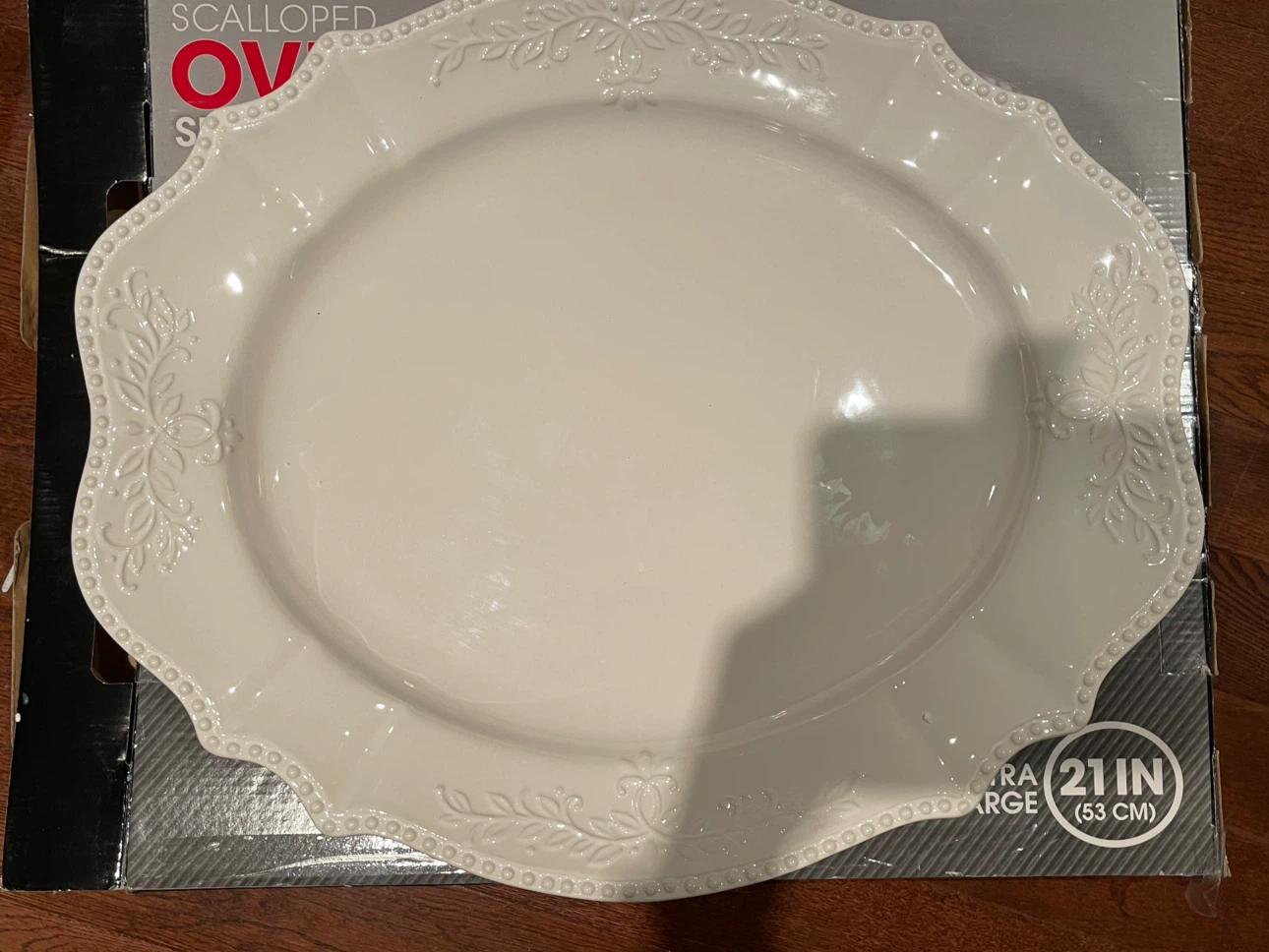 Oversized Scalloped Serving Platter - photo 3