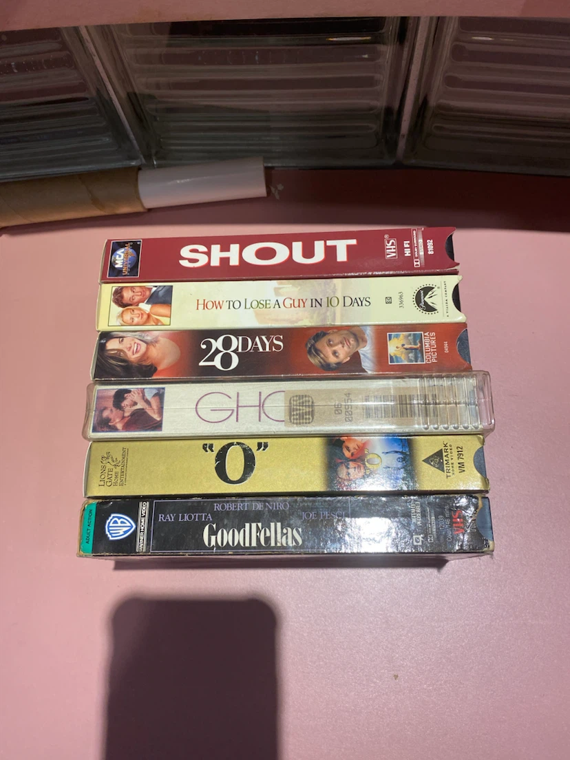 Set of 6 Assorted Classic VHS Movies