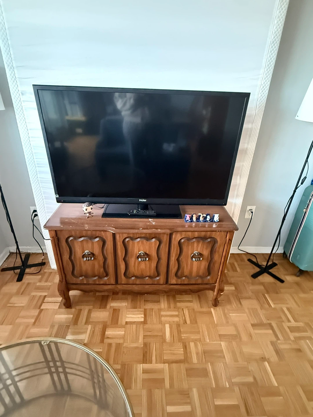 Haier Flat Screen TV and Stand