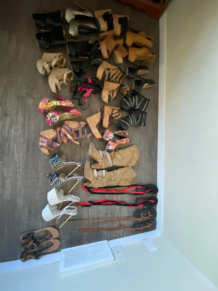 Large Collection of Women's Assorted Shoes - photo 2