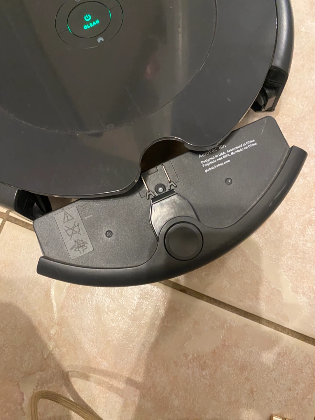 iRobot Roomba 600 Series Vacuum - photo 3