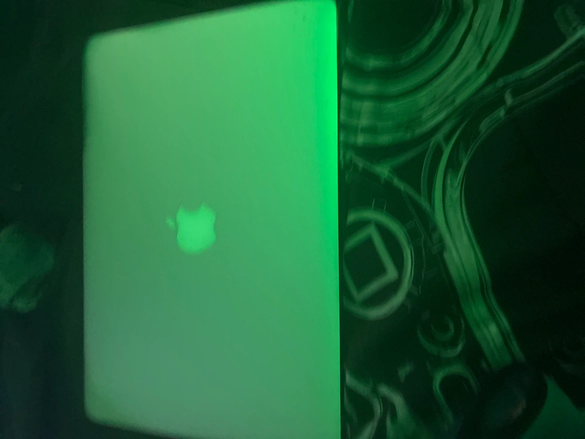 Apple MacBook Laptop