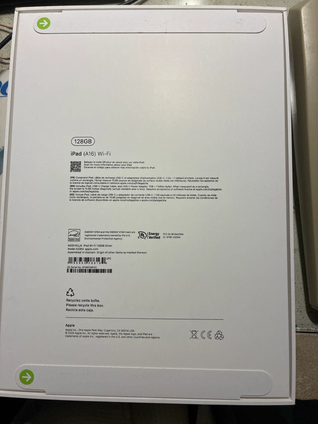Brand new / sealed in box Apple iPad 11th Gen 128GB Wi-Fi Silver - photo 2