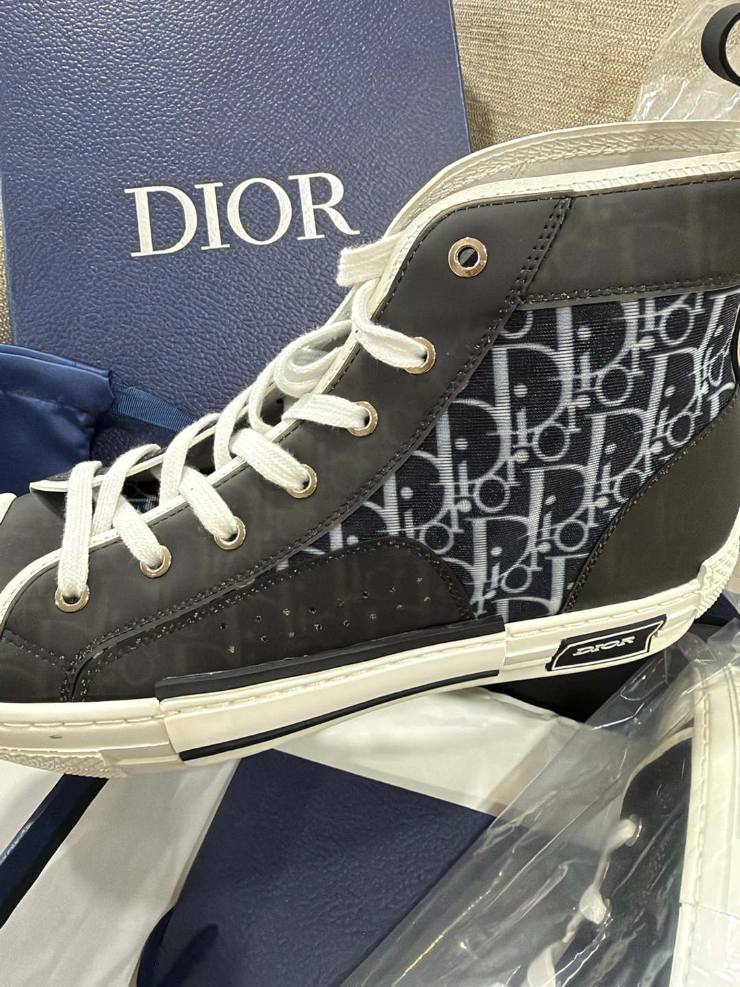 Dior B23 High-Top Sneakers Size 45 - photo 3
