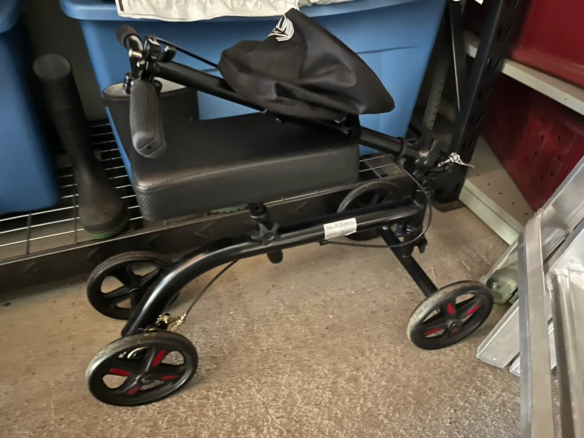 Knee Walker