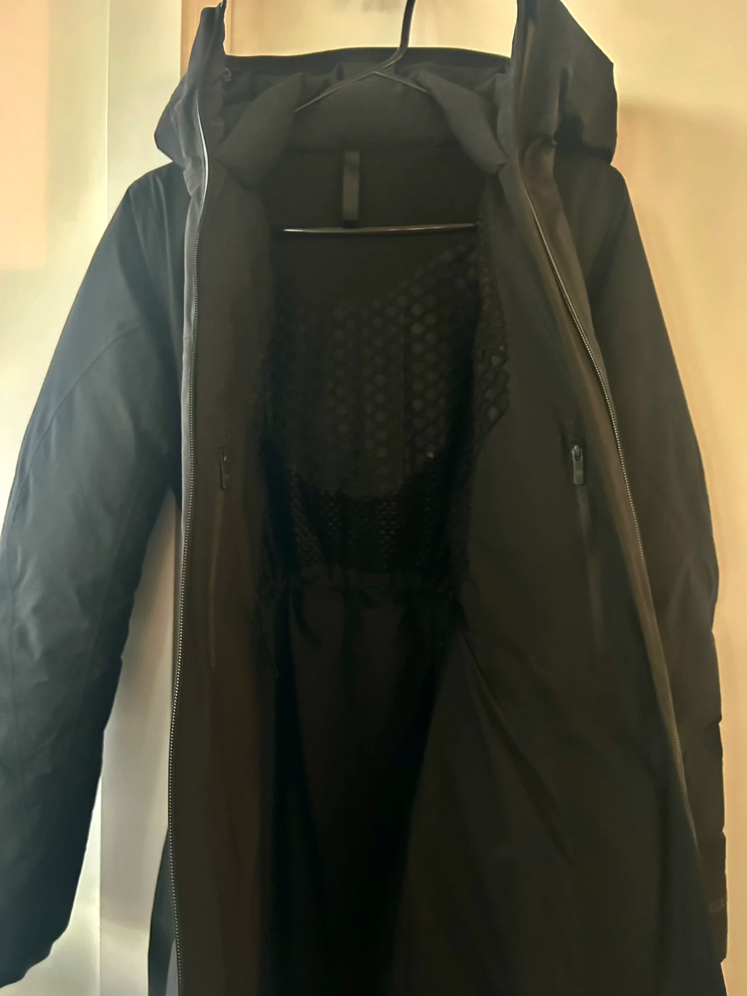 Lululemon Black Down Parka - photo 3