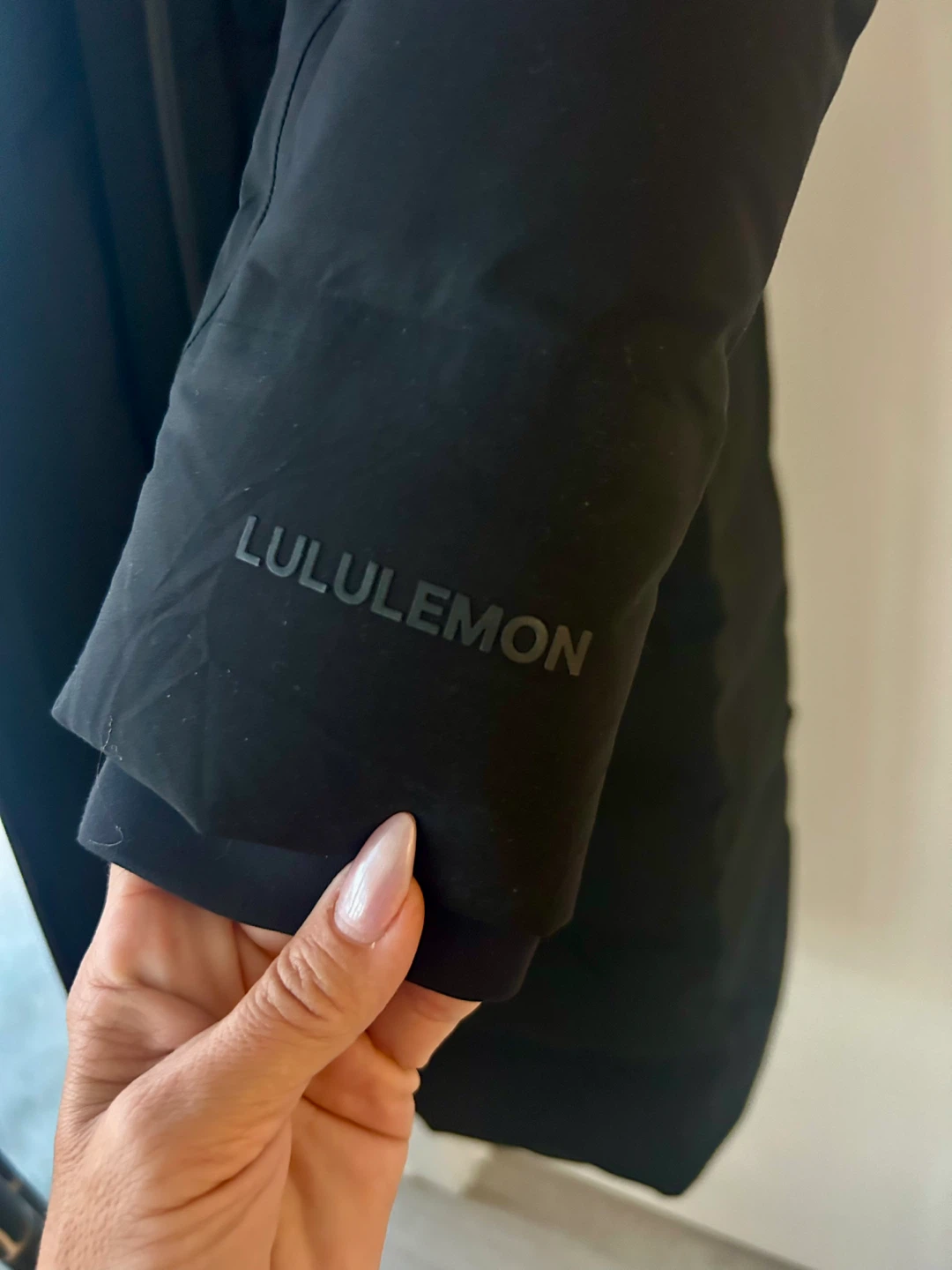 Lululemon Black Down Parka - photo 4